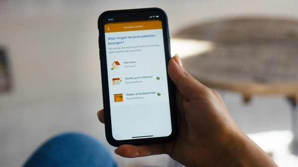 Telefoon toont bezorgvoorkeuren in de PostNL-app